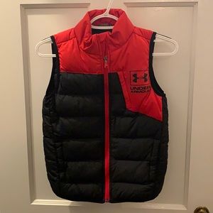 Boys Under Armour puffer vest, YSM